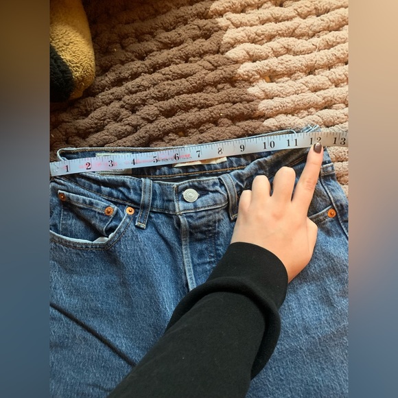 Levi Highrise Ribcage Straight Jeans - Picture 6 of 8